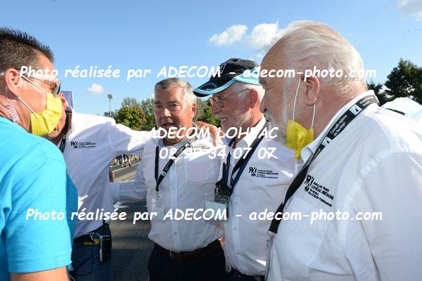 http://v2.adecom-photo.com/images//1.RALLYCROSS/2021/RALLYCROSS_LOHEACRX _2021/AMBIANCE_DIVERS/40E_4363.JPG